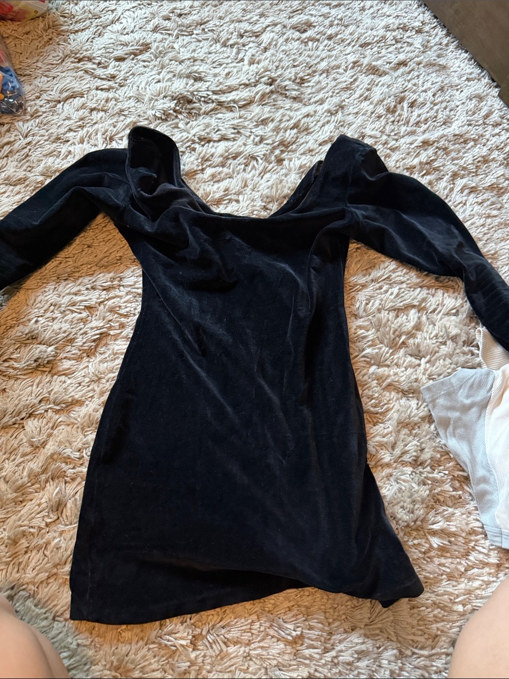 Alyn Paige Black Long Sleeve Dress